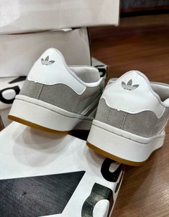 ADIDAS CAMPUS CINZA na internet