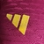 camisa-titular-home-i-roma-23-24-adidas-torcedor-três-listras-manto-giallorossi-serie-a-europa-league-despedida-92-93-vermelho-e-amarelo-gola-frontal-lupetto-celebrando-o-passado-mas-olhando-o-futuro-daje-roma-daje