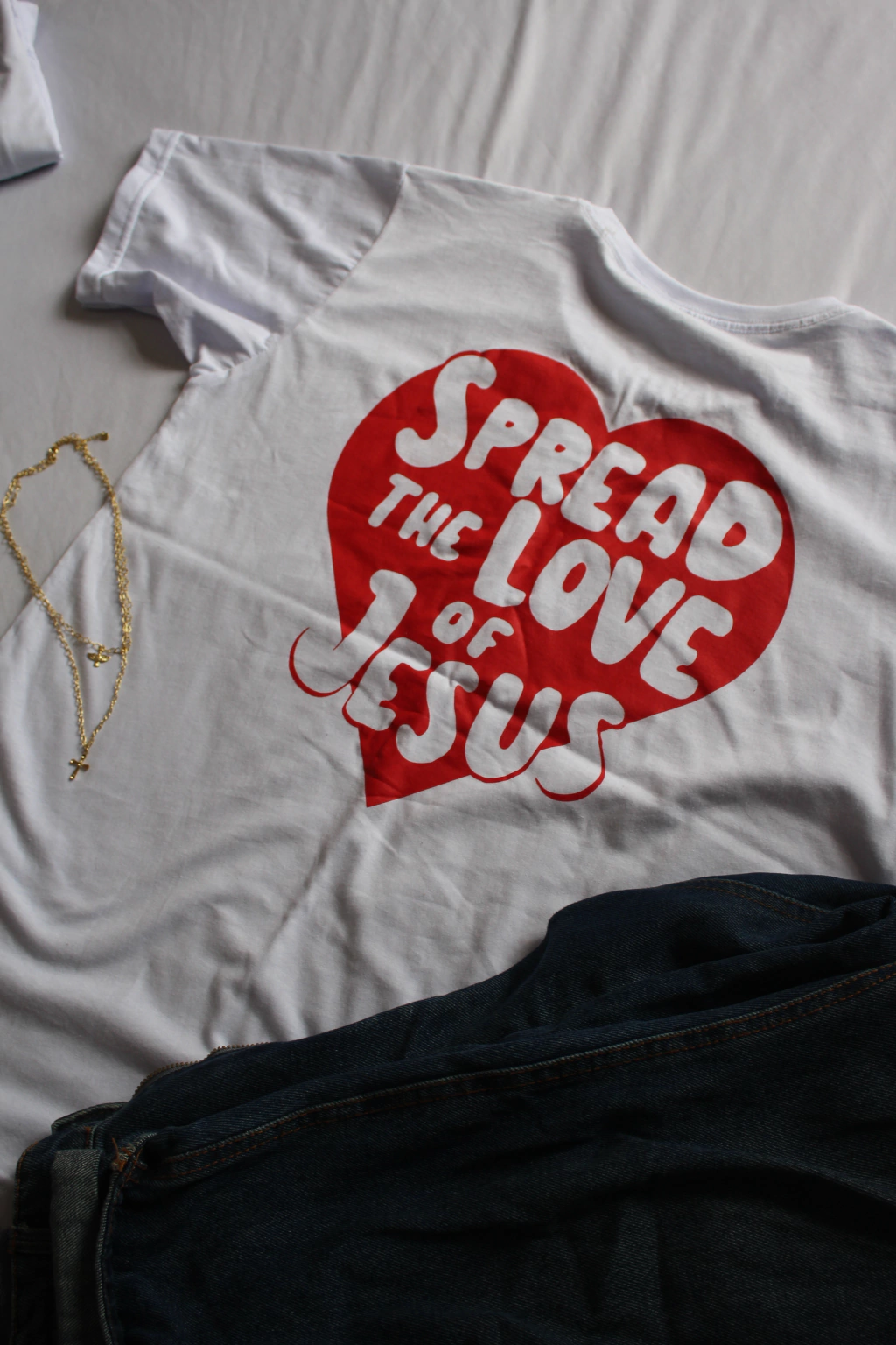 Camisa - Spread the love of Jesus