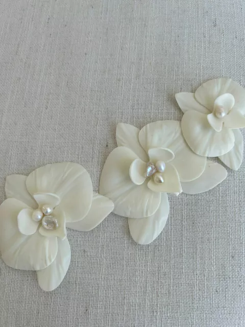 Acessório de cabelo para noiva arranjo Trio Orquídeas Lari - comprar online