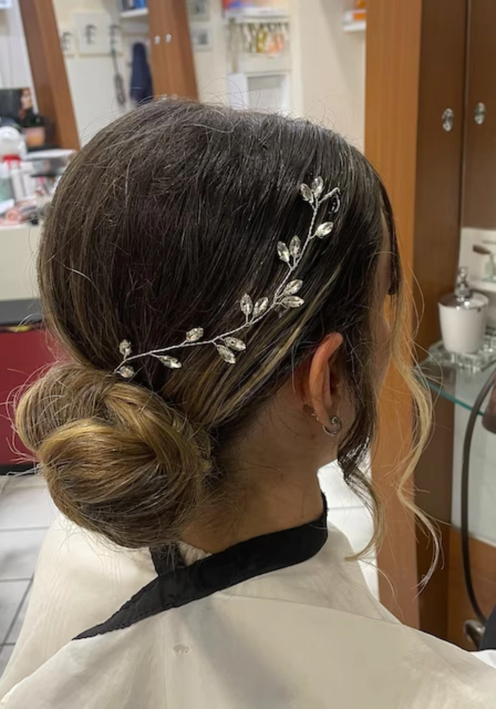 Acessório de cabelo para noiva arranjo tiara pérolas EMILLY