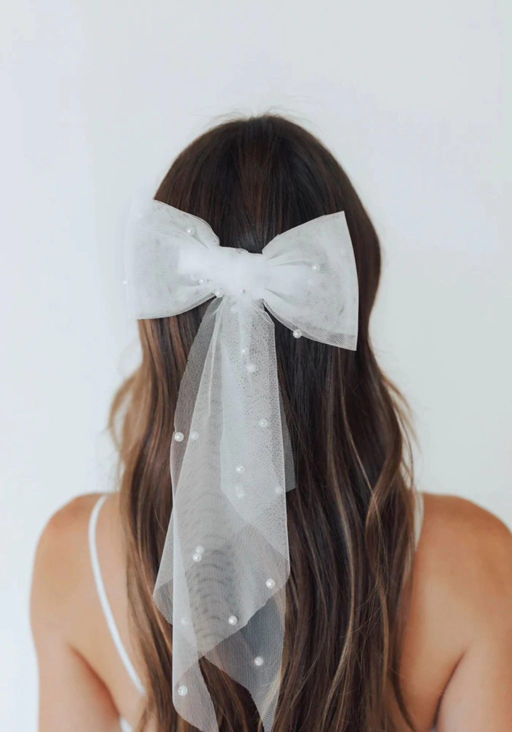 Prendedor de cabelo laço de tule pérolas