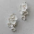 Brinco Noiva Flor Porcelana Fria Mathis - SAN FLAUZIN