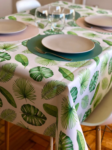 Mantel Hojas Bamboo 1,4 x 1,8 mts