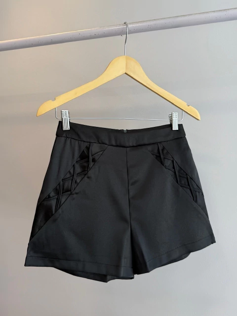 Short Acetinado Preto