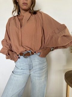Blusa Luca en internet