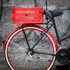 Imagen de Caja de Carga Trasera para Bicicleta Madera en Colores con Liga de Ajuste Mybikemx