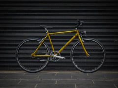 Imagen de Urbana Ultraligera Dorado Zaeta Personalizada con tu Nombre y Accesorios