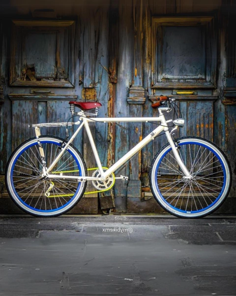 La Legendaria Personalizada con tu Nombre y Accesorios