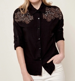 Camisa Isabela con apliques hta XL Art 4005 Ru - comprar online