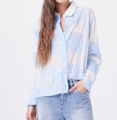 Imagen de Camisa Rachel encaje y bordada flores hta XL Art8000 Vi