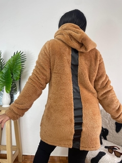 Tapado Casira corderito c/capucha hta XL Rch - Las Pilipu