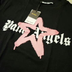 Playera Palm Angels Star Sprayed Negro-Rosa - comprar en línea