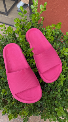 Chinelo Nuvem Pink na internet