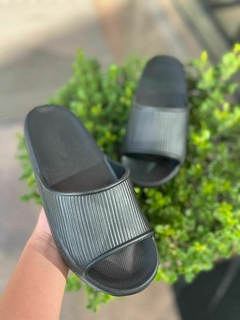 Chinelo Nuvem Eva Preto