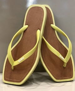 Chinelo Halci Quadrado - comprar online