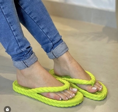 Chinelo em Eva Verde Lima