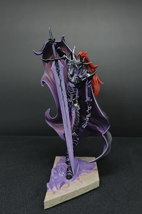 Figura - Igris Versión Púrpura | Solo Leveling