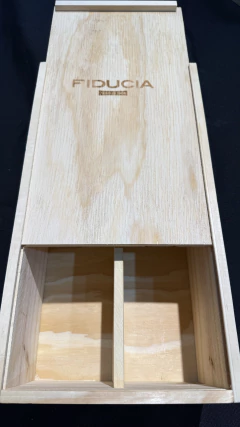 Box 6 - Caja de Madera con 2 Vinos Bodega Fileni Martin Wines - Fiducia Tienda de Vinos