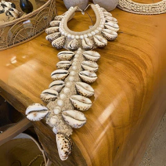 Colar Decorativo Conchas do Pacífico