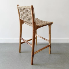 Banqueta Pacific em Teca e Rattan na internet