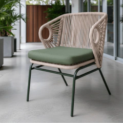 Cadeira Arb com braços - comprar online