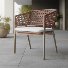 Cadeira Ster com braços na internet