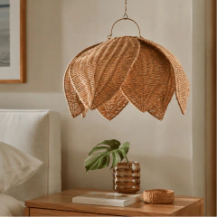 Luminária pendente Flower em Rattan na internet