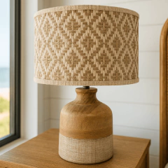 Abajur de Madeira com Cúpula de Algodão - comprar online