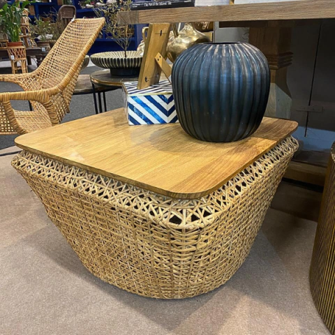 Mesa Centro Sunda Quadrada