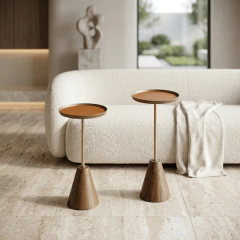 Mesa Auxiliar/Lateral Naoa Madeira e Couro - CarmelaBlend ® | O Melhor dos Mundos num Click