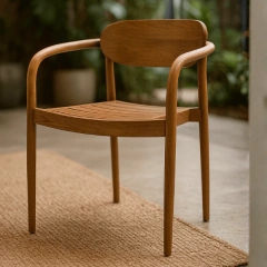 Cadeira Chalbi em madeira maciça - CarmelaBlend ® | Online e Descomplicado