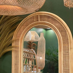 Espelho de piso Bali Selatan em Rattan - CarmelaBlend ® | Online e Descomplicado