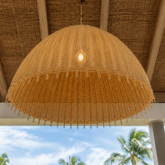 Luminária pendente Awan em Rattan - CarmelaBlend ® | O Melhor dos Mundos num Click