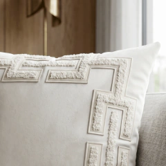 Almofada Essenza Off White, Veludo, Couro e Bouclé na internet