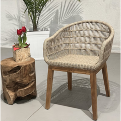Cadeira Bay em Rattan Sintético e Teca