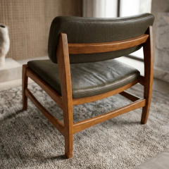 Poltrona Lounge Couro Eco Marrom escuro - comprar online