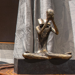 Escultura Livro Eu Sou - comprar online