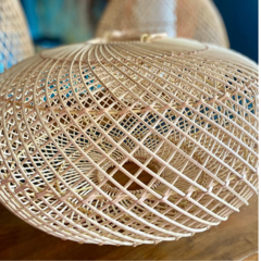 Luminária pendente em Rattan na internet