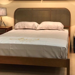 Cama ou Cabeceira Malta em Madeira e Tela na internet