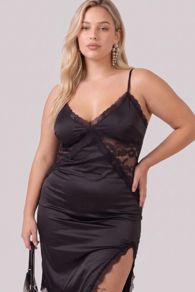 Vestido lycra con puntilla Rufel