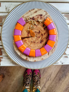 Colar Ladrilhos na internet