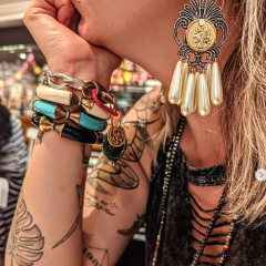 Brinco Vintage na internet