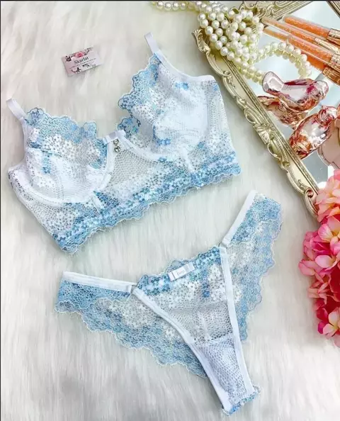 Conjunto Jade - cropped de renda sem bojo com aro