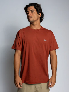 CAMISETA SOUTH TO SOUTH TROPICAL LIFE na internet