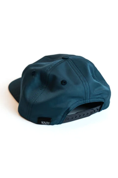 BONÉ SOUTH TO SOUTH QUALITY SURF GOODS na internet