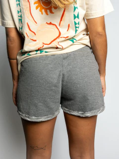 SHORTS SOUTH TO SOUTH MOLETINHO CINZA - Board World