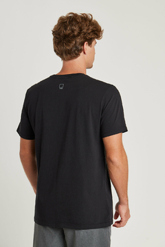 CAMISETA EMPTY TYPEST PRETO - comprar online