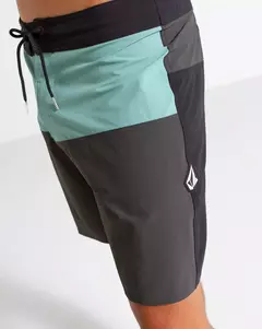 BOARDSHORT VOLCOM RETRIEVER LIBERATOR AZUL E PRETO - loja online