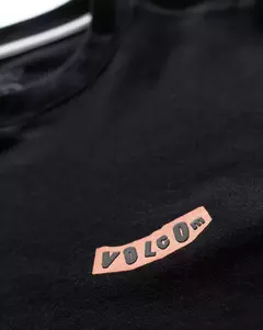 CAMISETA VOLCOM COMFORT PISTOL PRETO - loja online